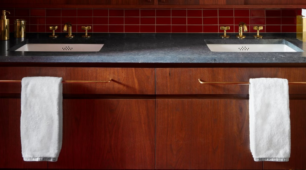 GOLDEN GEOMETRY: STYLE MID-CENTURY INTERIORS WITH BRASS HARDWARE