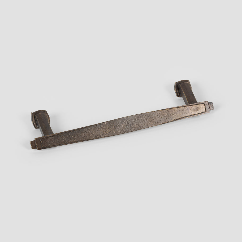 Chareau Bronze Pull – Enduring Sophistication in Warm Bronze - Poignees D'Amour French Quincaillerie