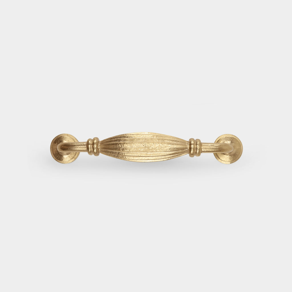  Groult luxury Brass cabinet pull, exuding sophistication and opulence, perfect for high-end interiors.