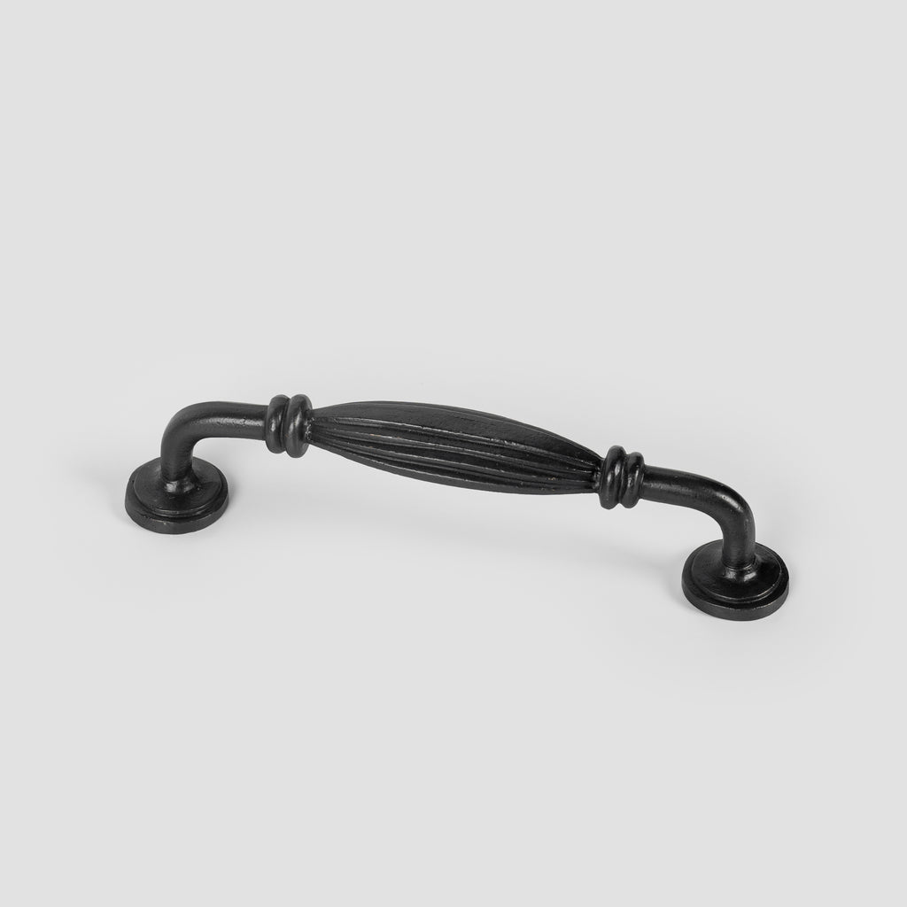 Groult Carbon Black Pull – Bold Art Deco Design in Carbon Black - Poignees D'Amour French Quincaillerie