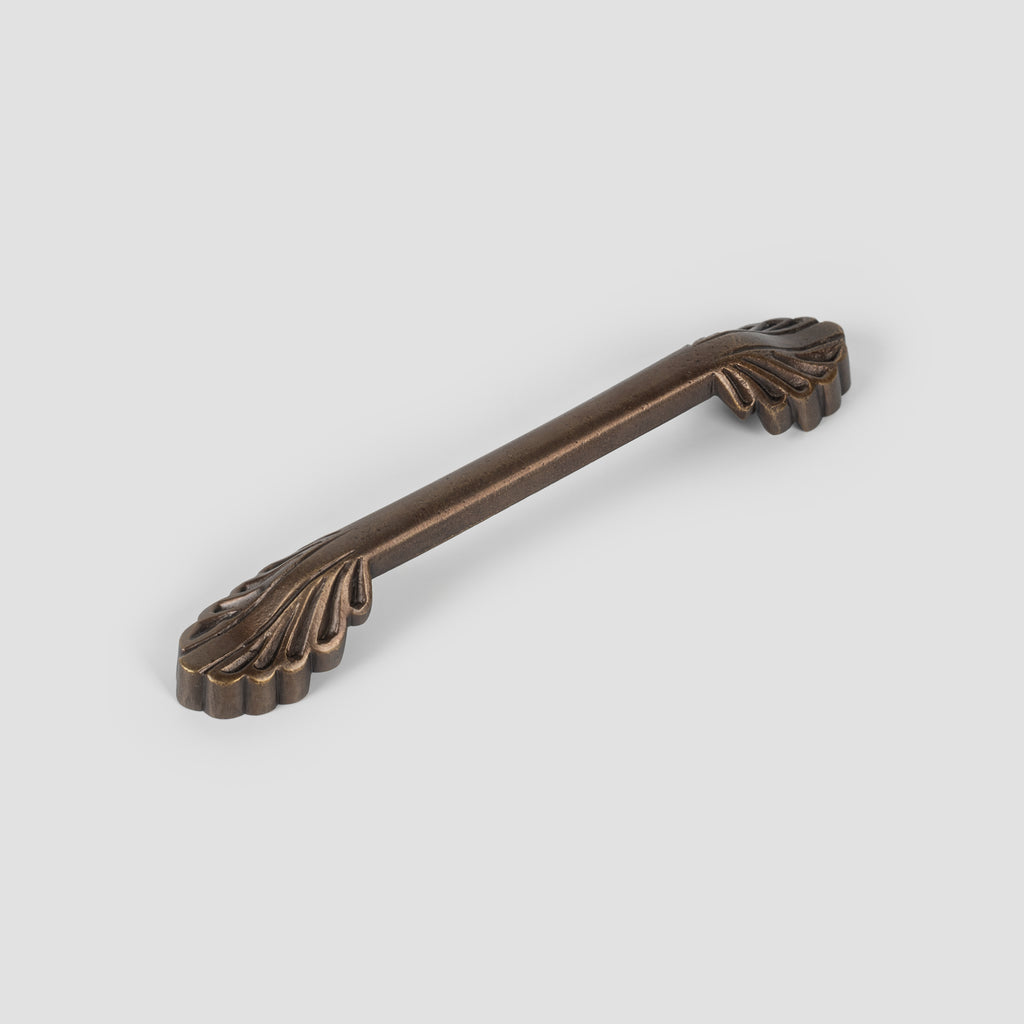 Guimard Bronze Pull – Art Nouveau Elegance in Rich Bronze - Poignees D'Amour French Quincaillerie