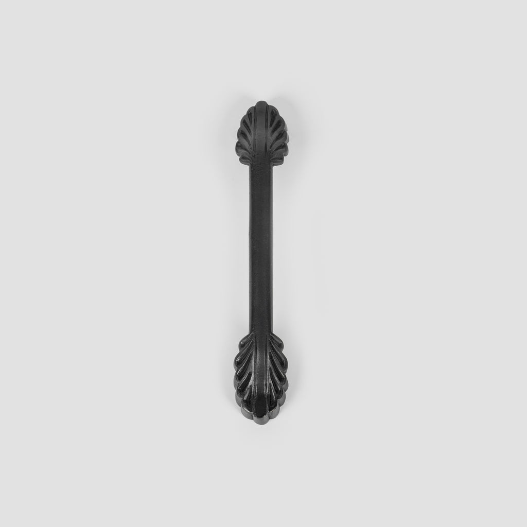 Guimard Carbon Black Pull – Art Nouveau Drama in Carbon Black Finish - Poignees D'Amour French Quincaillerie