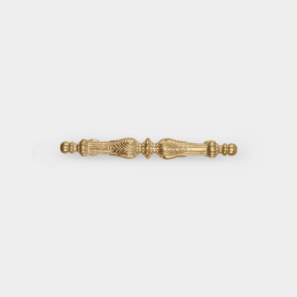 Lepautre luxury cabinet pull brass, enhancing your space with refined elegance.