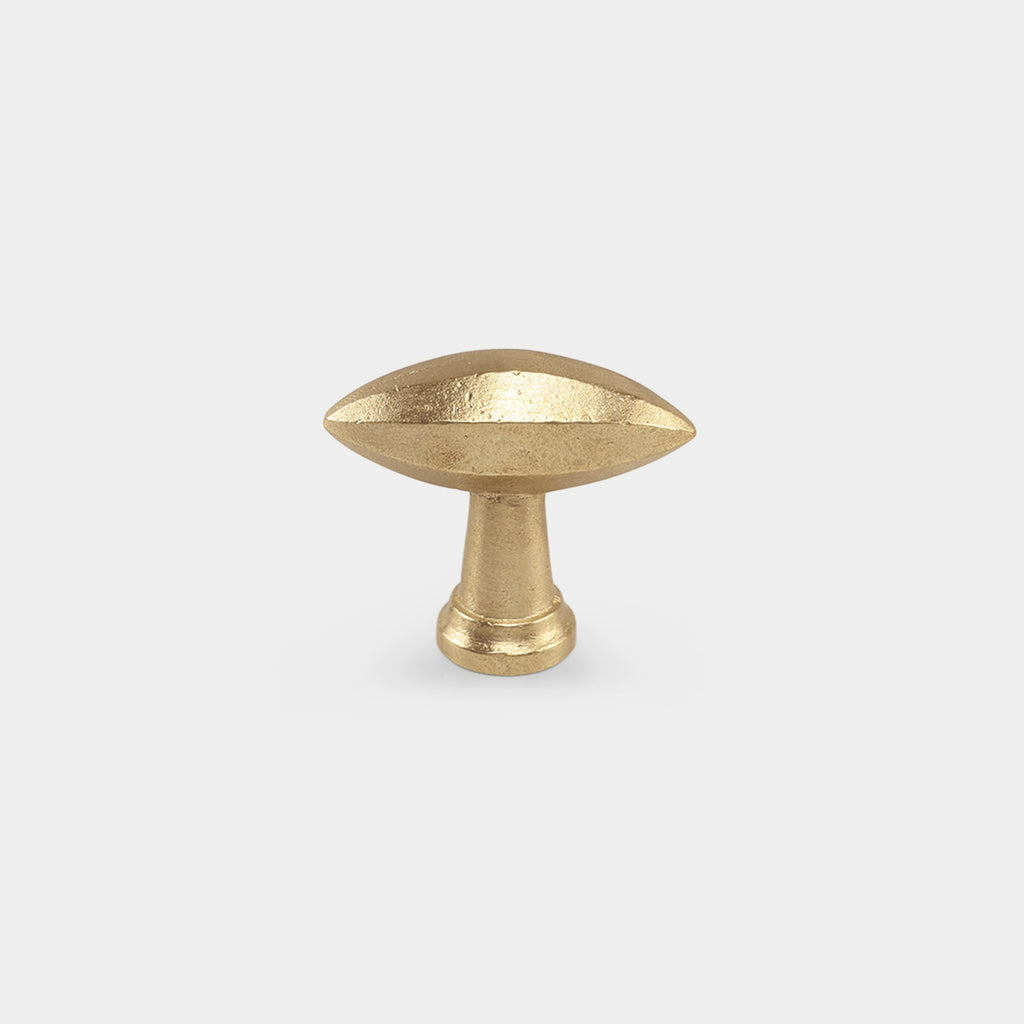 Monvel brass drawer knob, a luxurious touch for your storage solutions.